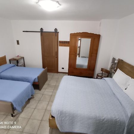 Il Giardino Segreto Διαμέρισμα Beura Εξωτερικό φωτογραφία